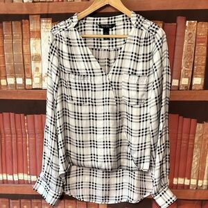 WHBM White House Black Market Nova Plaid Surplice blouse 12 top